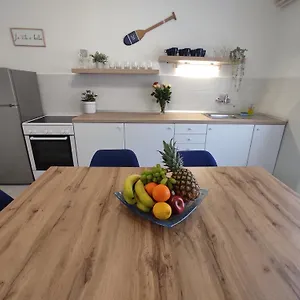 https://punta-fargo.hotelinzadar.com